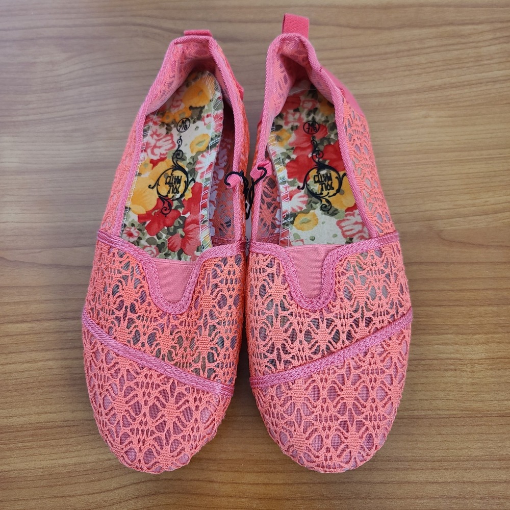 NEW Sole Mates Crochet Slip Ons- Women's Loafers‎ Pink Sz 7-8